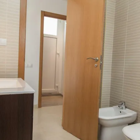 Townhouse Near Marina 펜션 데니아
